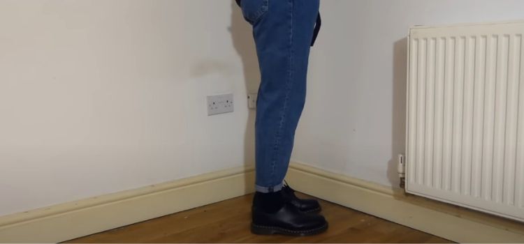 How To Wear Oxford Shoes With Jeans