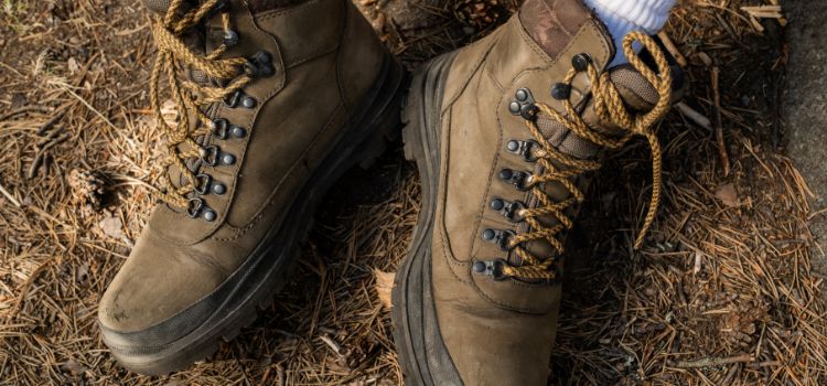 Exploring the Benefits of Safety Toe Hiking Boots for Outdoor Enthusiasts
